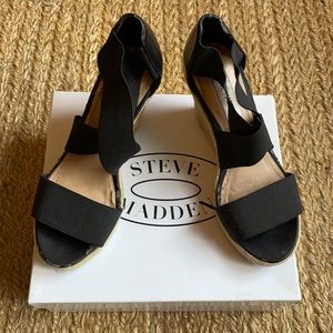 Steve Madden black wedges P-Starla Size 8